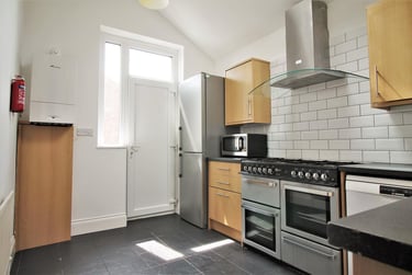 4 bed flat, Osborne Road, Jesmond, Newcastle, NE23LH - Image 3